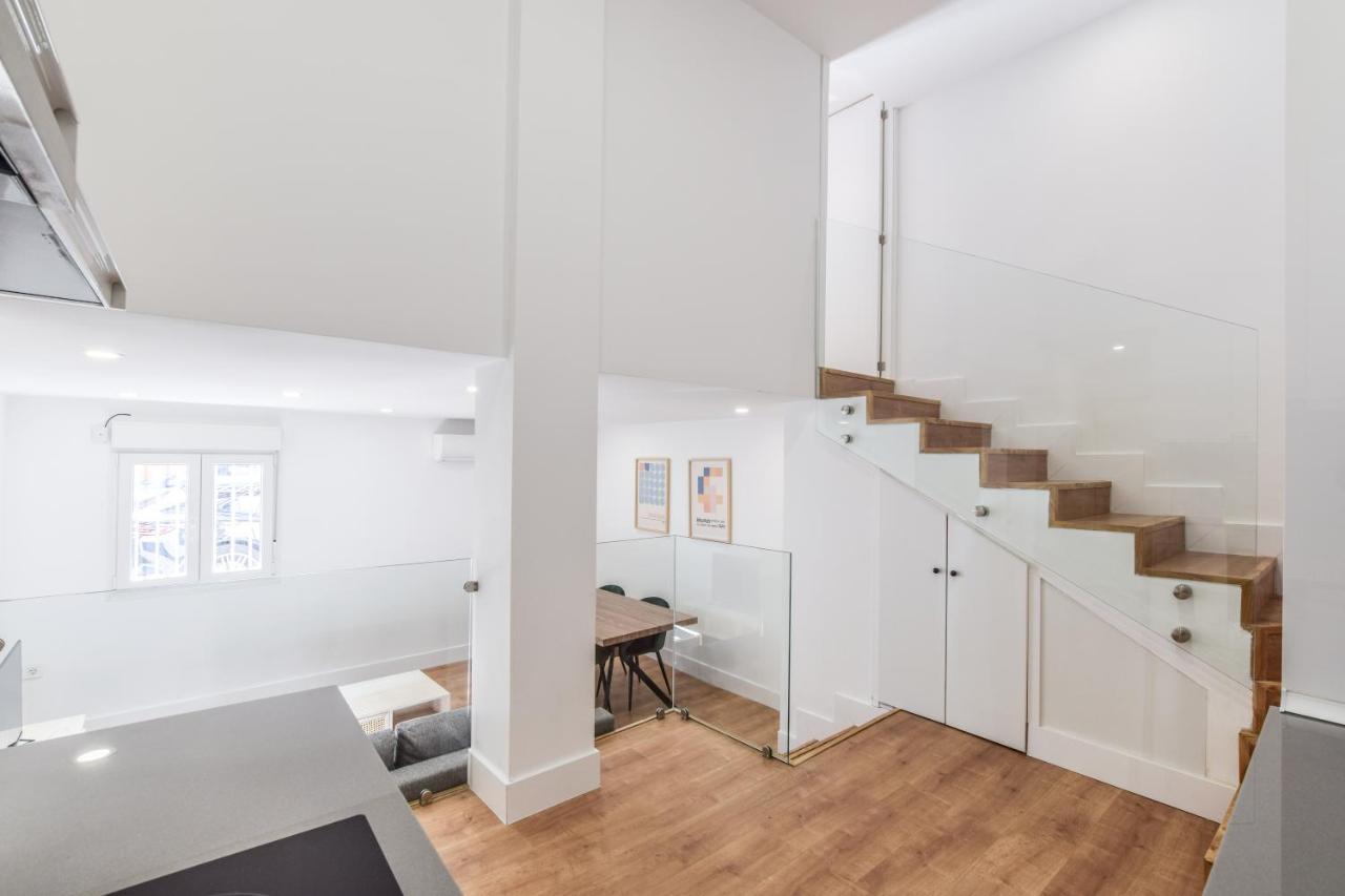 Apartamentos Reformados En Metro Pacifico Alquiler Temporal มาดริด ภายนอก รูปภาพ