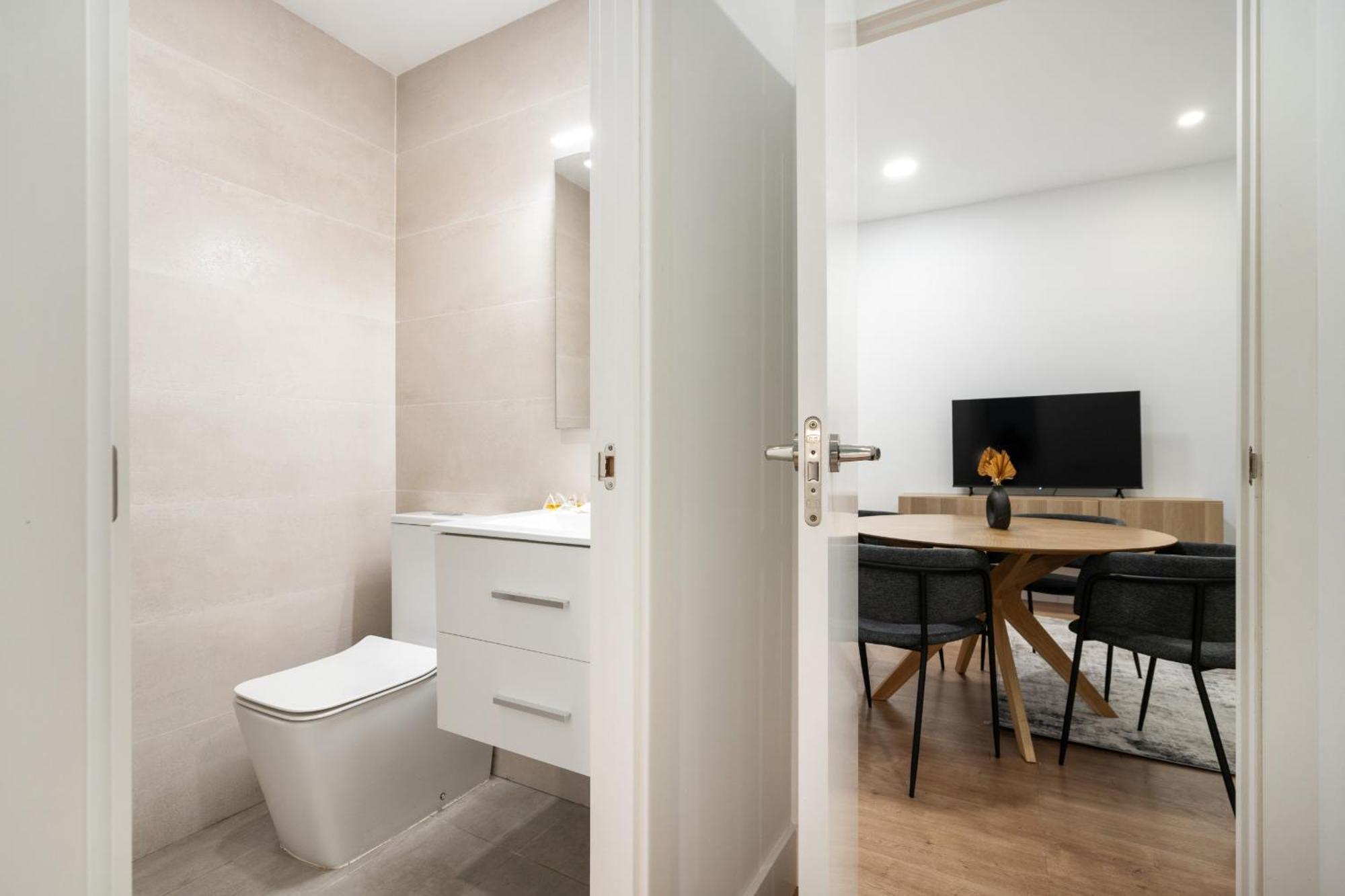 Apartamentos Reformados En Metro Pacifico Alquiler Temporal มาดริด ภายนอก รูปภาพ