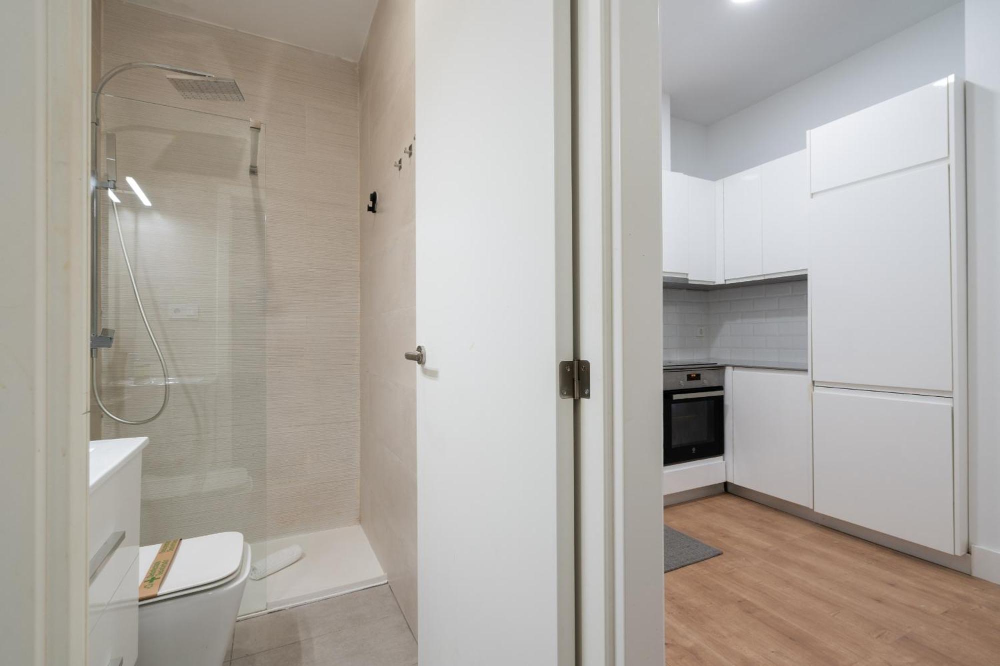 Apartamentos Reformados En Metro Pacifico Alquiler Temporal มาดริด ภายนอก รูปภาพ