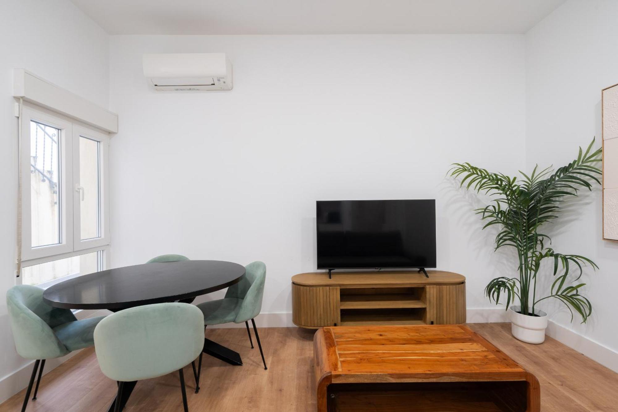 Apartamentos Reformados En Metro Pacifico Alquiler Temporal มาดริด ภายนอก รูปภาพ